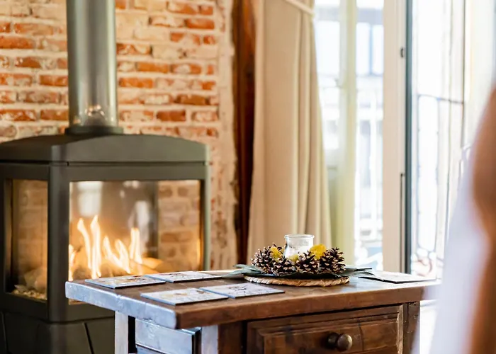 1851: Exceptional 19Th Century Studio In Madrid